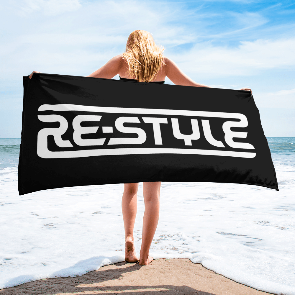 Re-Style Beach Towel in Black