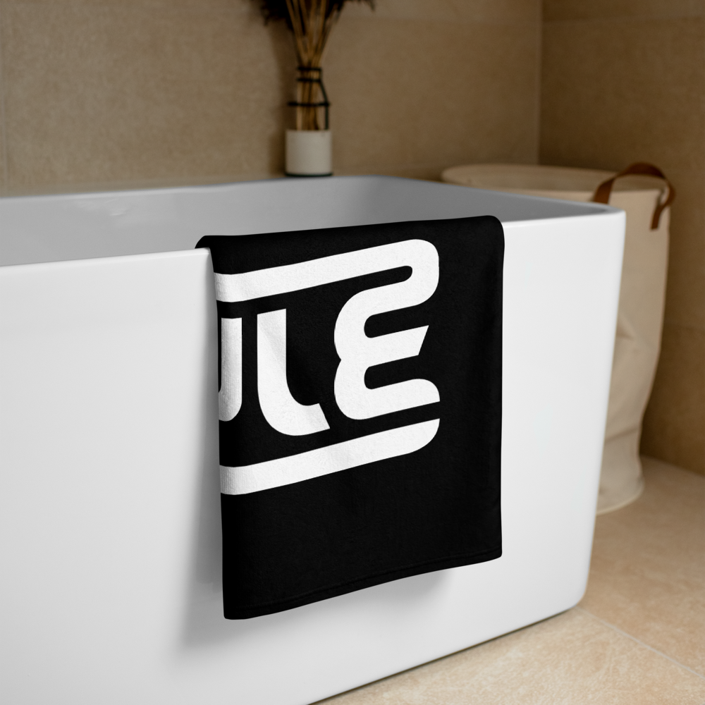 Re-Style Beach Towel in Black